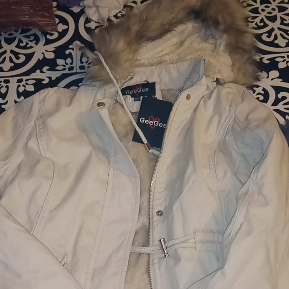 Gee gee winter jacket brand new